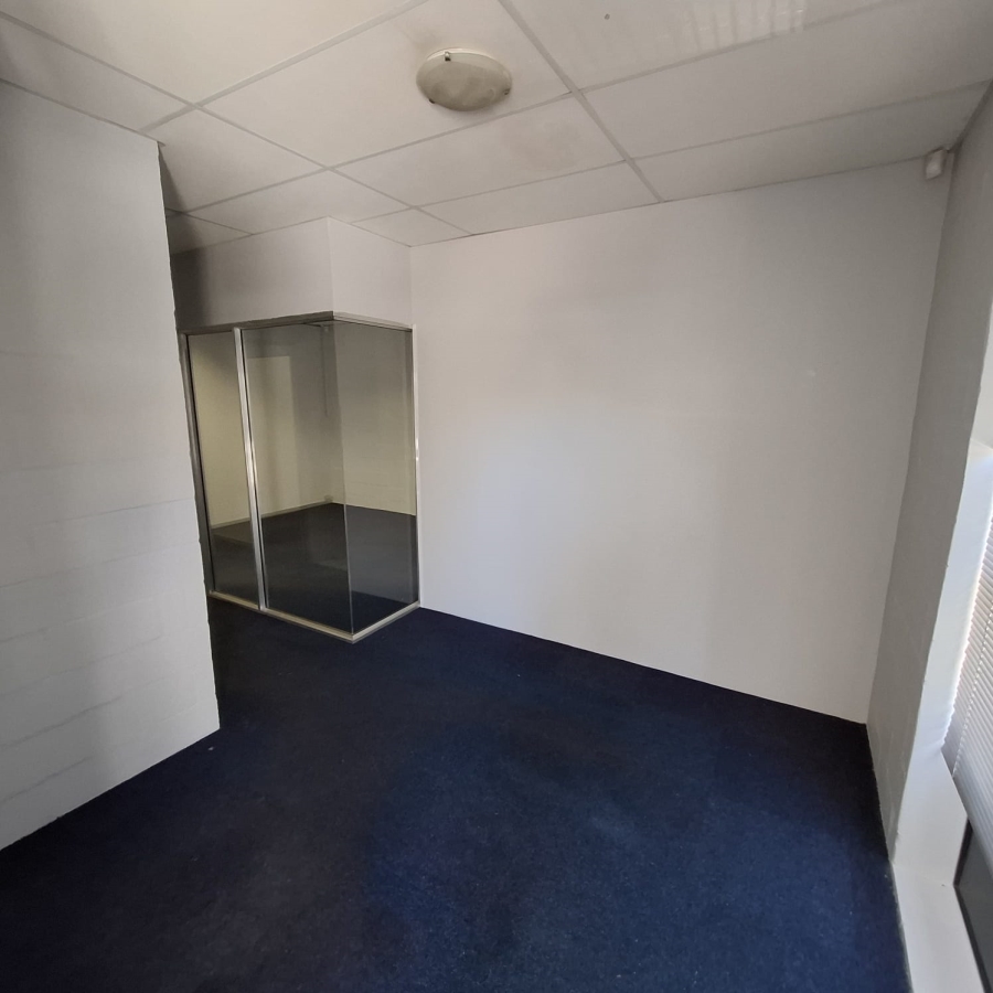 To Let commercial Property for Rent in Montague Gardens Western Cape